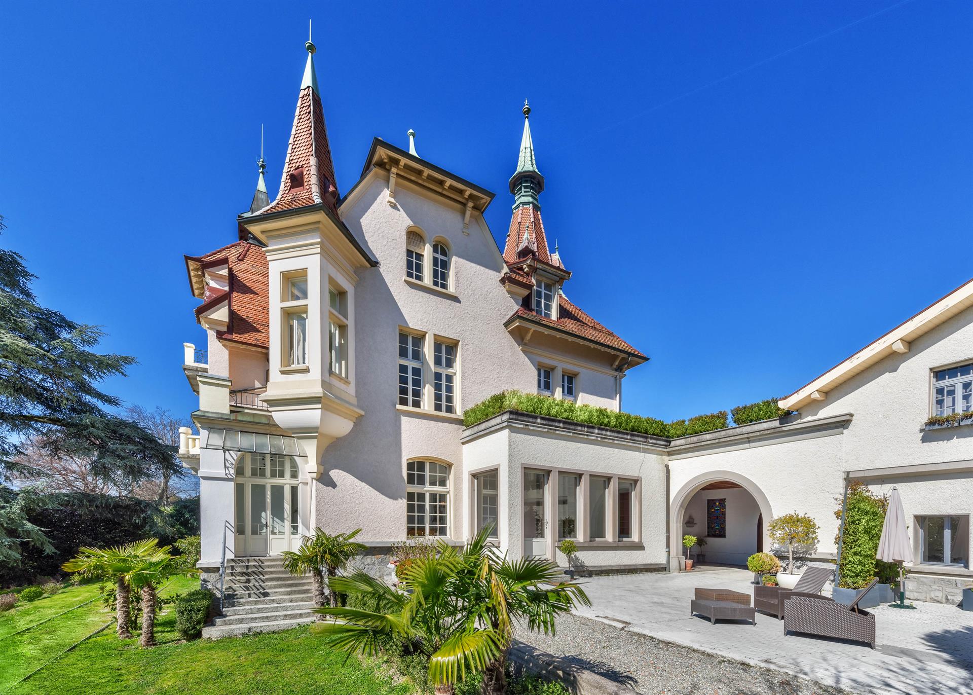 Sumptuous manor house on the lake a luxury home for sale in Montreux